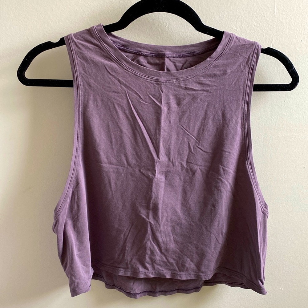 Lululemon cropped tank
